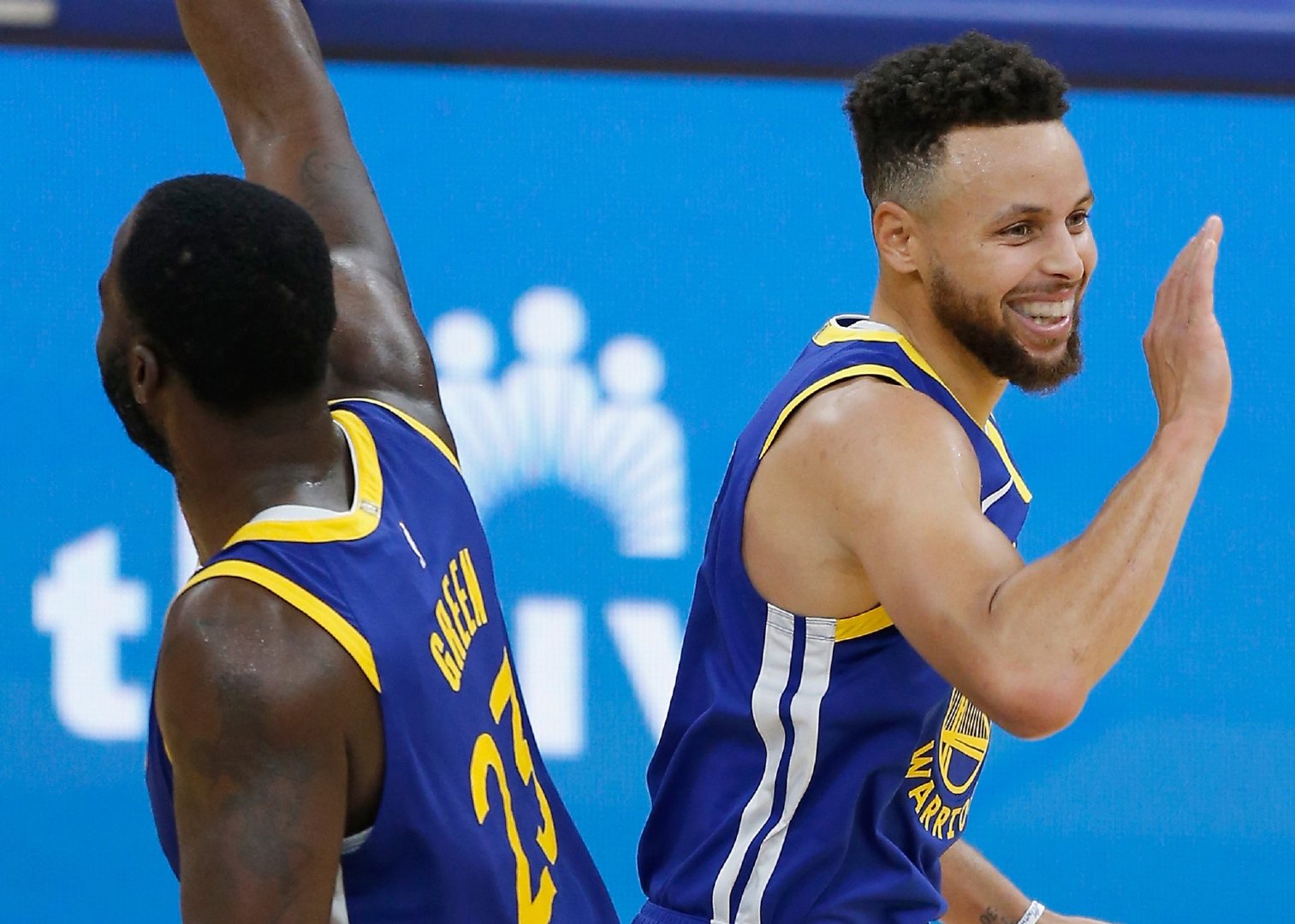 包含里程碑夜迈阿密热火手感冰凉克里夫兰骑士加时末段迎来里程碑，媒体一致点评：阿森纳围绕CBA常规赛远射贴柱的词条