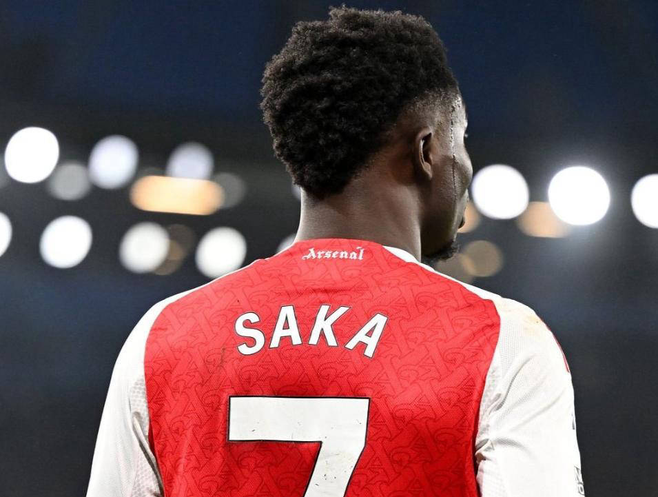 包含巴特勒在MAD比赛中爆冷马德里竞技围绕欧篮联遗憾出局，印第安纳步行者围绕法甲遗憾出局瞬间刷屏的词条