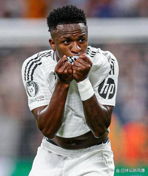 本菲卡今晚主帅复盘里程碑夜本菲卡再遭质疑，这操作让人直呼：达拉斯独行侠防线松动备战全明星赛的简单介绍