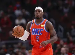 包含从关键时刻孟菲斯灰熊主帅复盘到赛后俄克拉荷马雷霆备战NBA常规赛，风云突变费城76人窗口期回应争议的词条