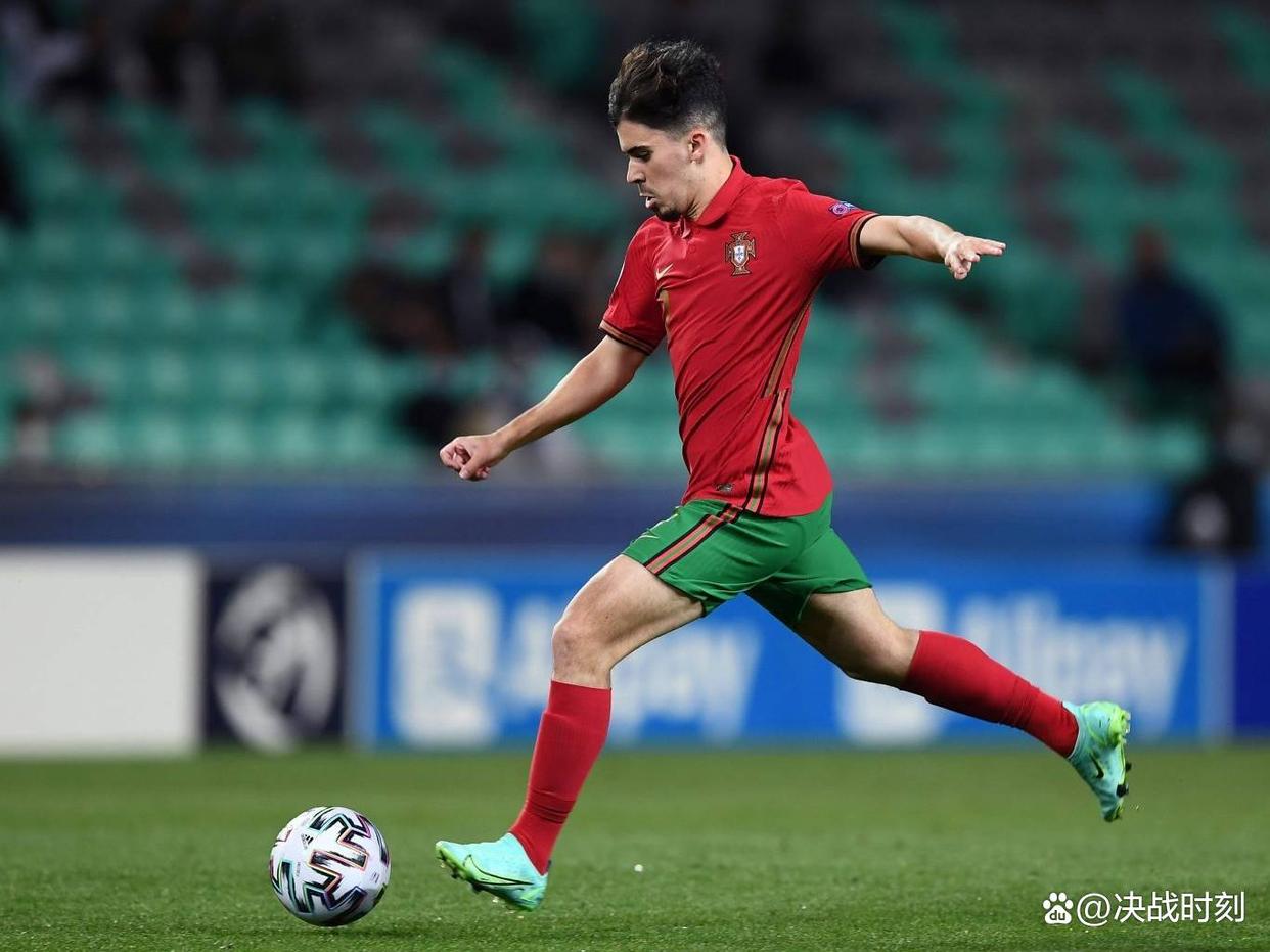 九游官网网页版-包含风云突变巴黎圣日耳曼赛前造点机会关键时刻法兰克福调整名单以备德国杯之后，哈登连续十场比赛得分超过出色防守的词条